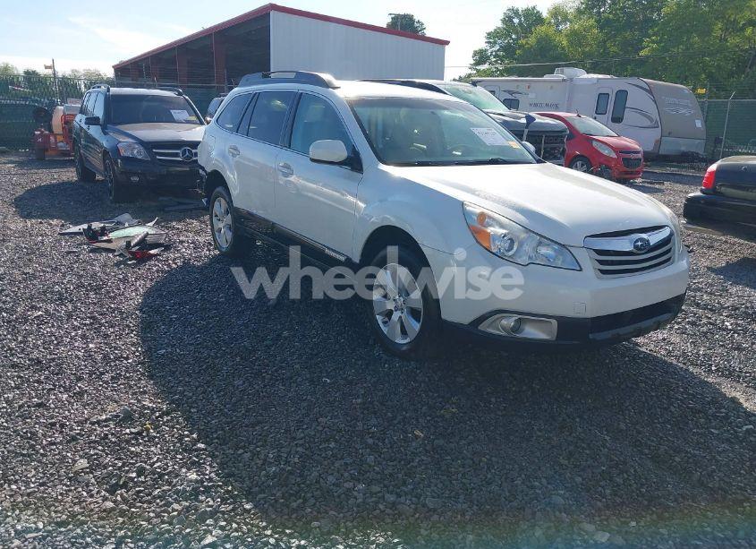 2012 Subaru Outback 2.5I PREMIUM (VIN 4S4BRCCC5C3297464) main photo