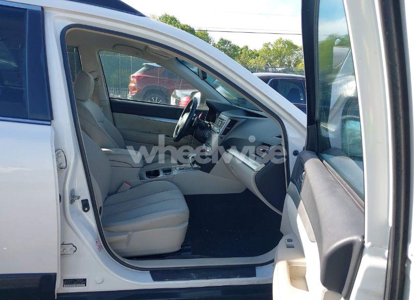 Photo 5 of 2012 Subaru Outback 2.5I PREMIUM (VIN 4S4BRCCC5C3297464)