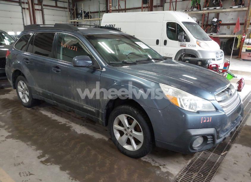 2014 Subaru Outback 2.5I PREMIUM (VIN 4S4BRCCC5E3209709) main photo