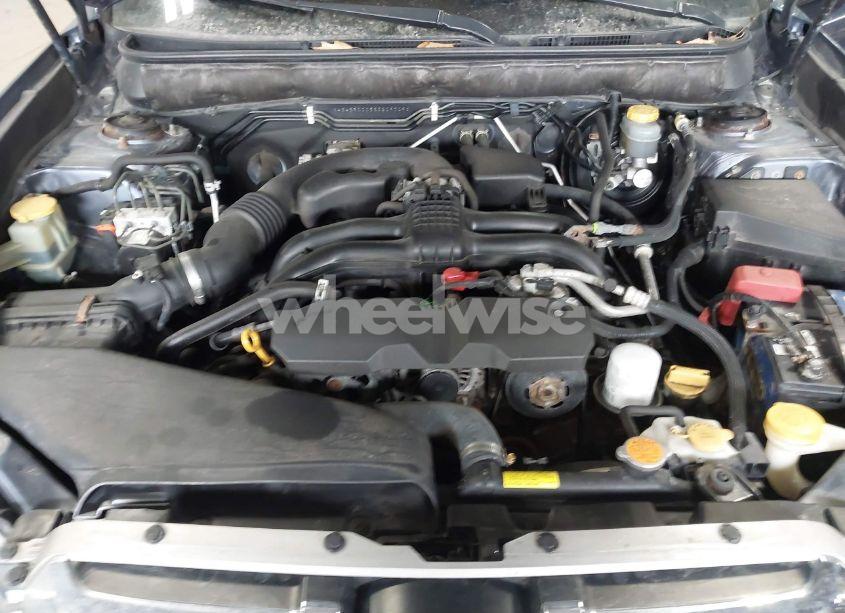 Photo 10 of 2014 Subaru Outback 2.5I PREMIUM (VIN 4S4BRCCC5E3209709)