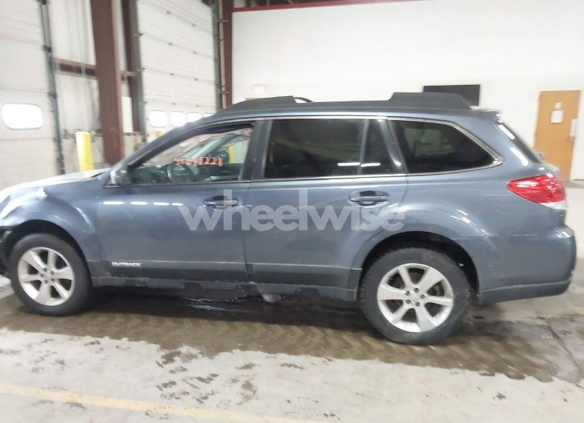 Photo 14 of 2014 Subaru Outback 2.5I PREMIUM (VIN 4S4BRCCC5E3209709)