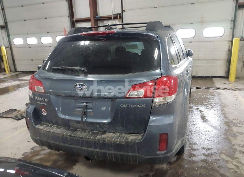 Photo 16 of 2014 Subaru Outback 2.5I PREMIUM (VIN 4S4BRCCC5E3209709)
