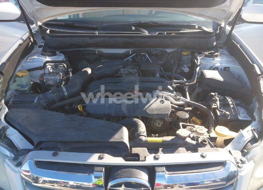 Photo 10 of 2014 Subaru Outback 2.5I PREMIUM (VIN 4S4BRCCC5E3211184)