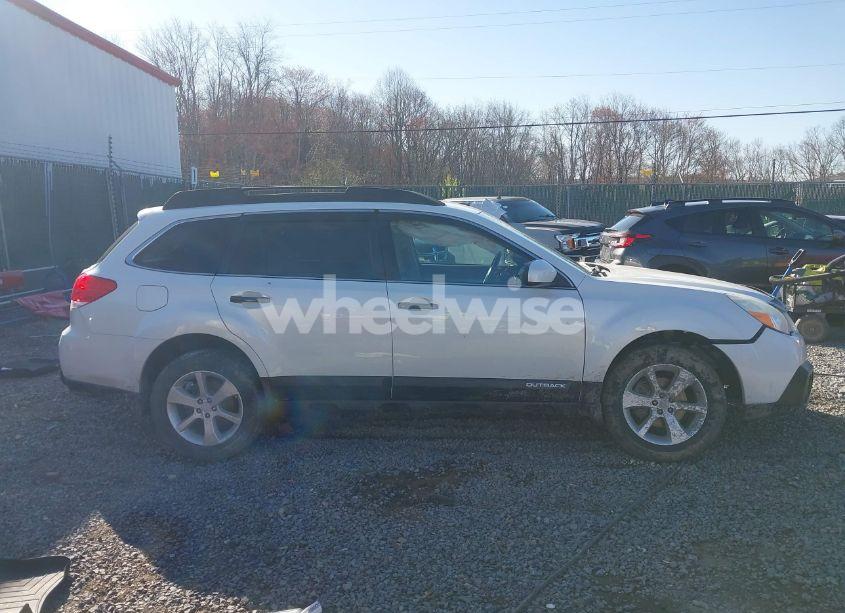Photo 14 of 2014 Subaru Outback 2.5I PREMIUM (VIN 4S4BRCCC5E3211184)