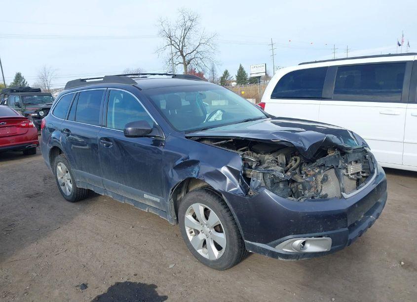 2010 Subaru Outback 2.5I PREMIUM (VIN 4S4BRCCC6A3333546) main photo