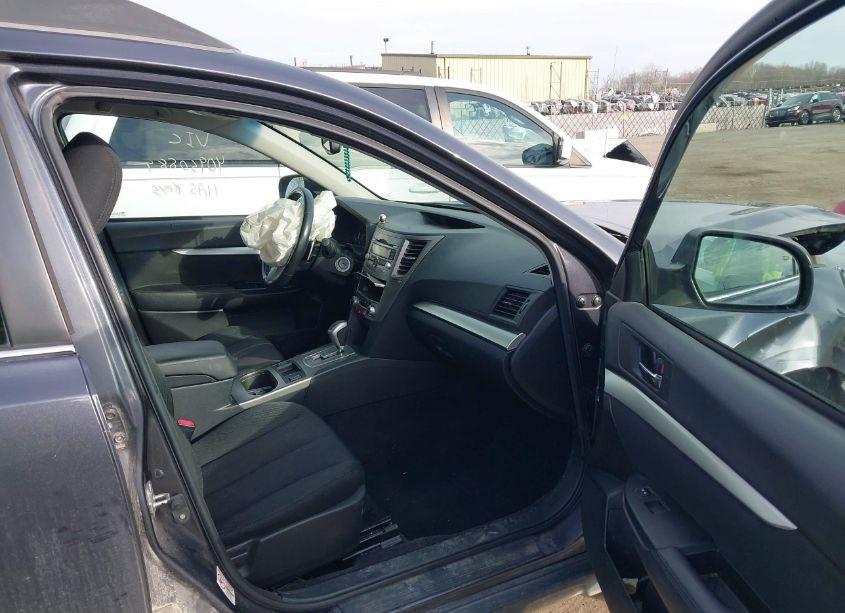 Photo 5 of 2010 Subaru Outback 2.5I PREMIUM (VIN 4S4BRCCC6A3333546)