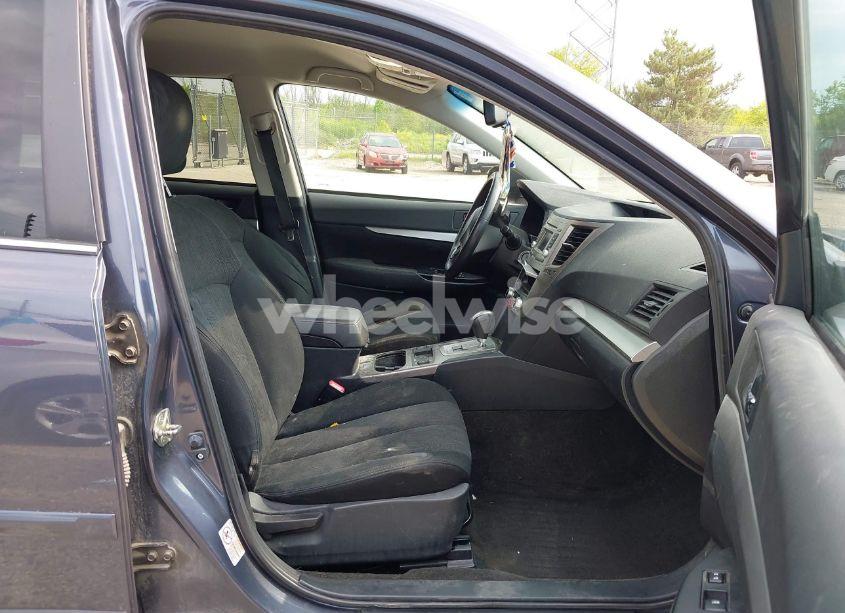 Photo 5 of 2014 Subaru Outback 2.5I PREMIUM (VIN 4S4BRCCC6E3326697)