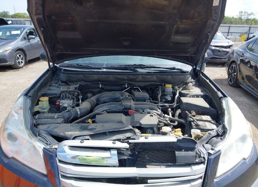 Photo 10 of 2013 Subaru Outback 2.5I PREMIUM (VIN 4S4BRCCC7D3317425)
