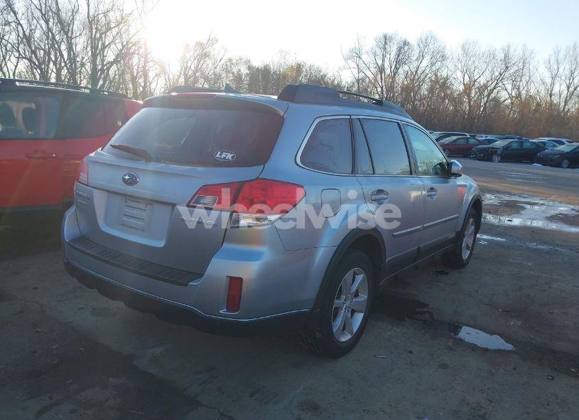 Photo 4 of 2014 Subaru Outback 2.5I PREMIUM (VIN 4S4BRCCC7E3217911)