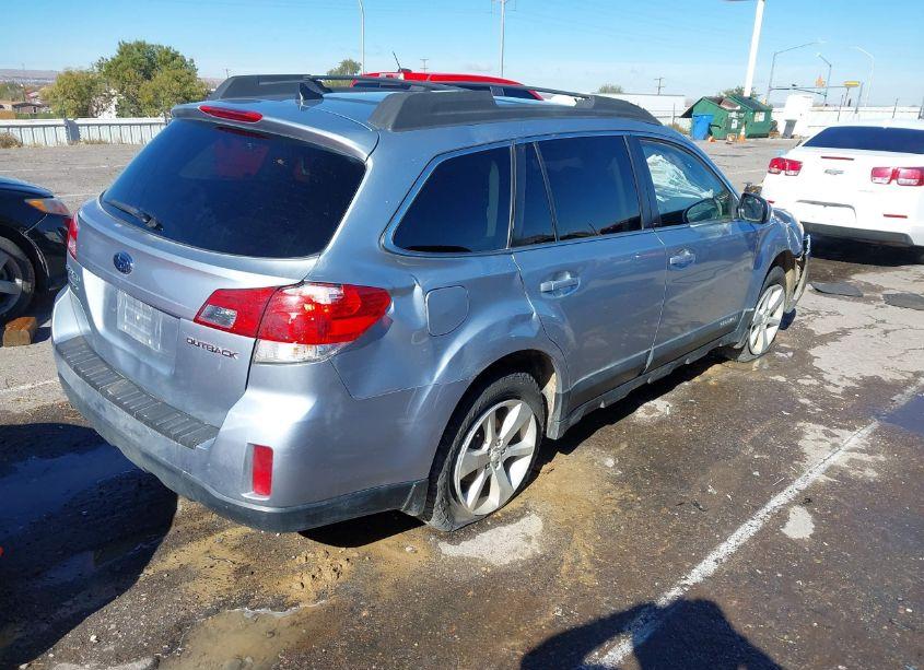 Photo 4 of 2014 Subaru Outback 2.5I PREMIUM (VIN 4S4BRCCC7E3260676)