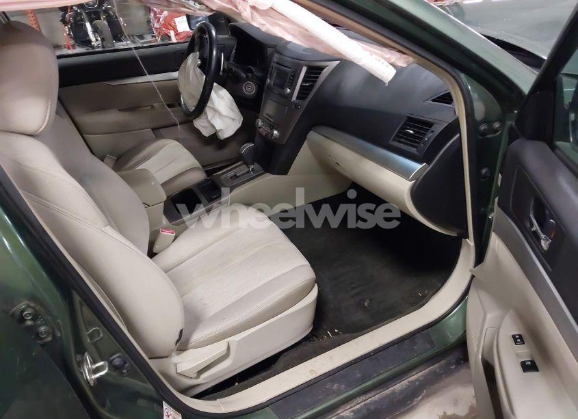 Photo 5 of 2014 Subaru Outback 2.5I PREMIUM (VIN 4S4BRCCC7E3306815)