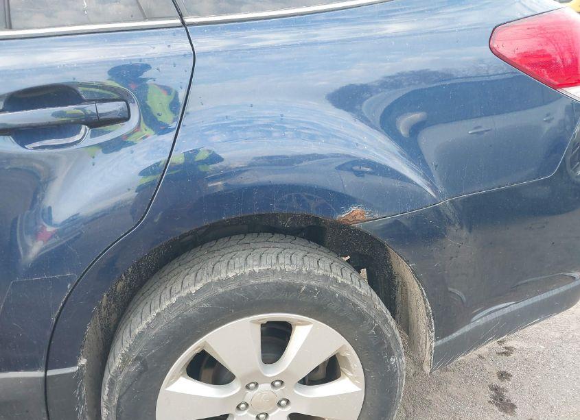 Photo 12 of 2010 Subaru Outback 2.5I PREMIUM (VIN 4S4BRCCC8A3361266)