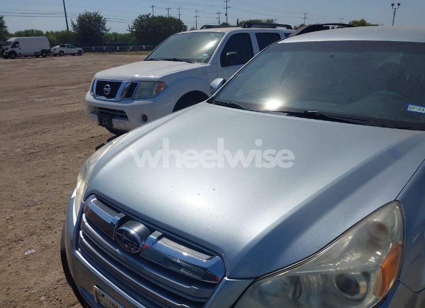 Photo 10 of 2013 Subaru Outback 2.5I PREMIUM (VIN 4S4BRCCC8D3222713)