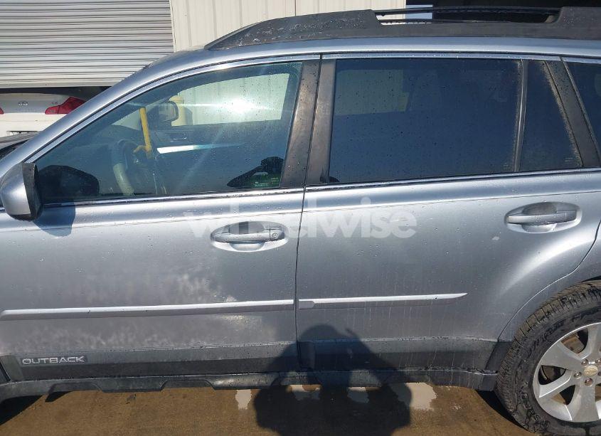 Photo 14 of 2013 Subaru Outback 2.5I PREMIUM (VIN 4S4BRCCC8D3222713)