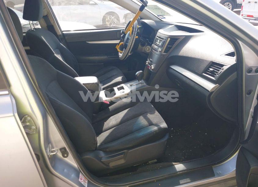 Photo 5 of 2013 Subaru Outback 2.5I PREMIUM (VIN 4S4BRCCC8D3222713)