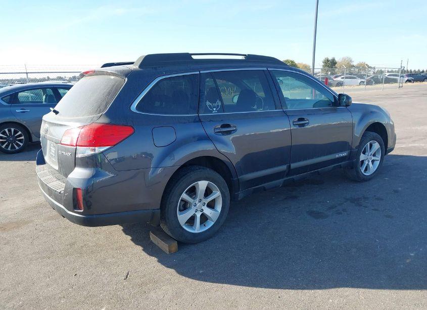 Photo 4 of 2013 Subaru Outback 2.5I PREMIUM (VIN 4S4BRCCC8D3311987)