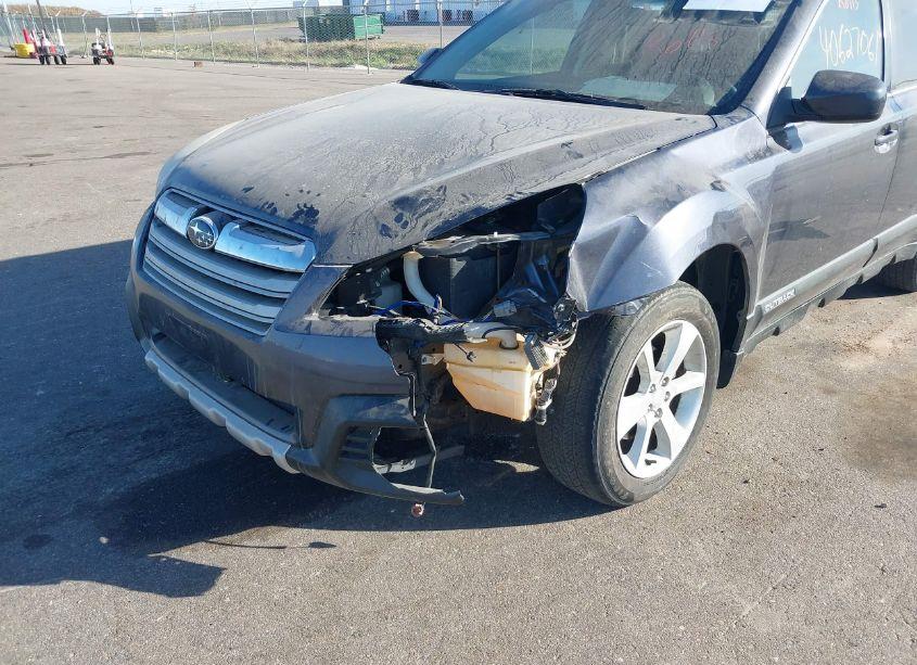 Photo 6 of 2013 Subaru Outback 2.5I PREMIUM (VIN 4S4BRCCC8D3311987)