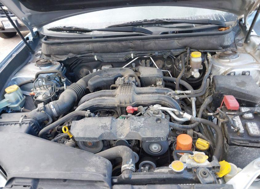 Photo 10 of 2014 Subaru Outback 2.5I PREMIUM (VIN 4S4BRCCC8E3254076)