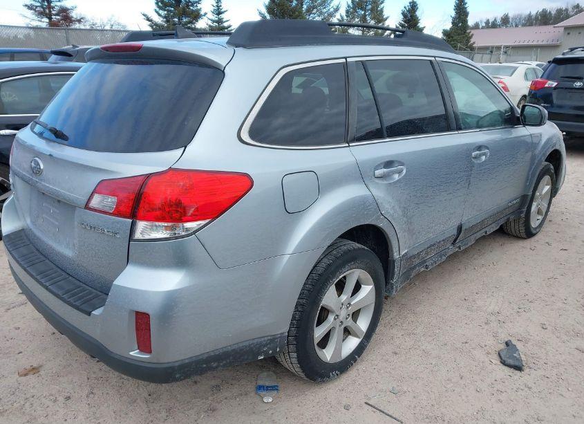 Photo 4 of 2014 Subaru Outback 2.5I PREMIUM (VIN 4S4BRCCC8E3254076)