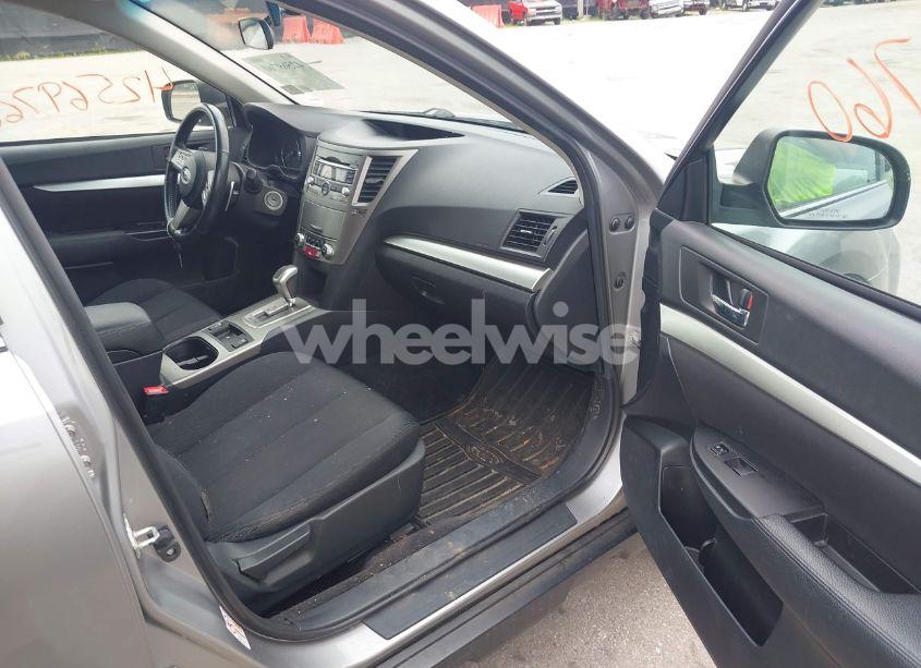 Photo 5 of 2011 Subaru Outback 2.5I PREMIUM (VIN 4S4BRCCC9B3349449)