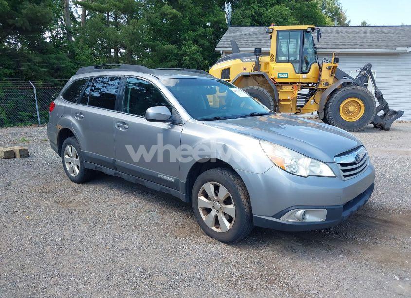 2011 Subaru Outback 2.5I PREMIUM (VIN 4S4BRCCC9B3374352) main photo