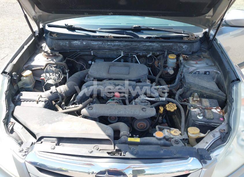 Photo 10 of 2011 Subaru Outback 2.5I PREMIUM (VIN 4S4BRCCC9B3374352)