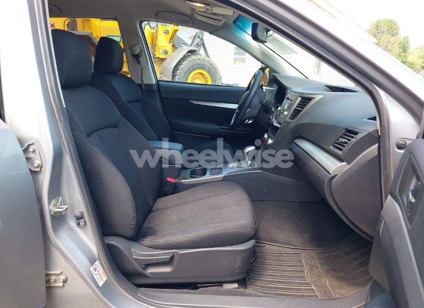 Photo 5 of 2011 Subaru Outback 2.5I PREMIUM (VIN 4S4BRCCC9B3374352)