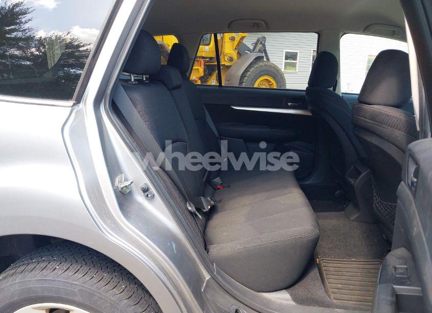 Photo 8 of 2011 Subaru Outback 2.5I PREMIUM (VIN 4S4BRCCC9B3374352)