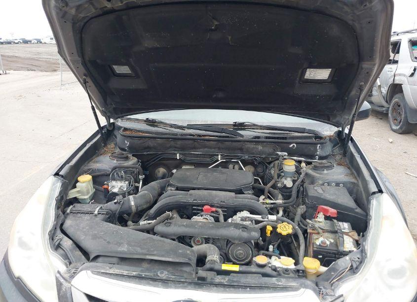 Photo 10 of 2011 Subaru Outback 2.5I PREMIUM (VIN 4S4BRCCC9B3393886)
