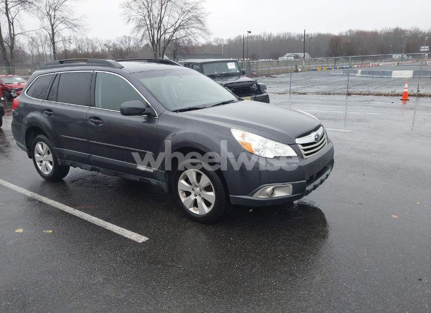 2012 Subaru Outback 2.5I PREMIUM (VIN 4S4BRCCC9C3228843) main photo
