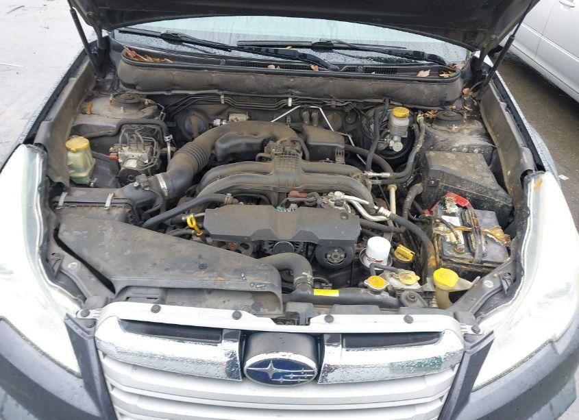 Photo 10 of 2013 Subaru Outback 2.5I PREMIUM (VIN 4S4BRCCC9D3274870)