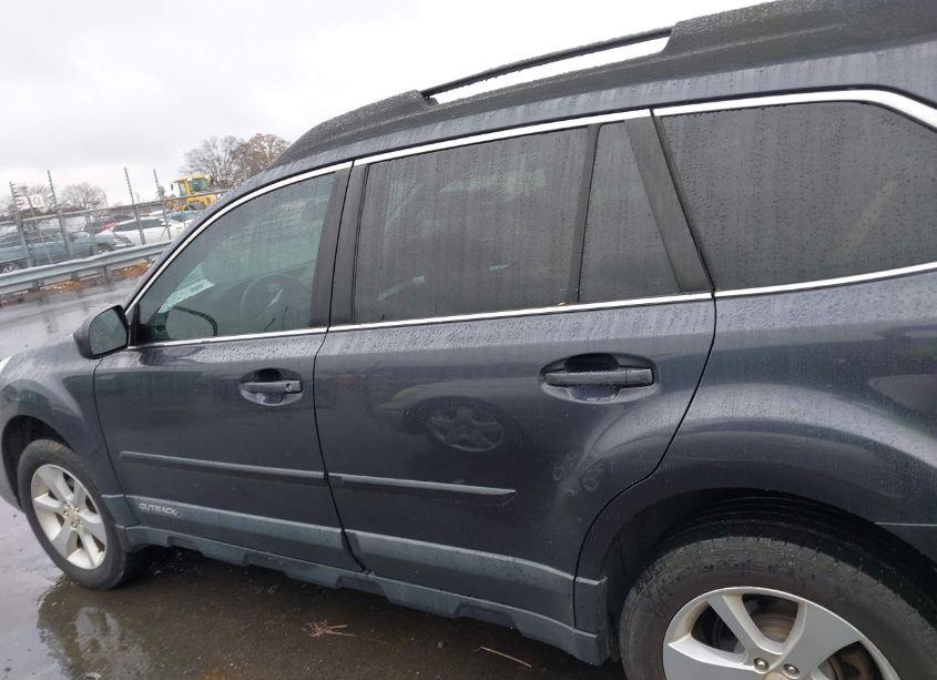 Photo 14 of 2013 Subaru Outback 2.5I PREMIUM (VIN 4S4BRCCC9D3274870)
