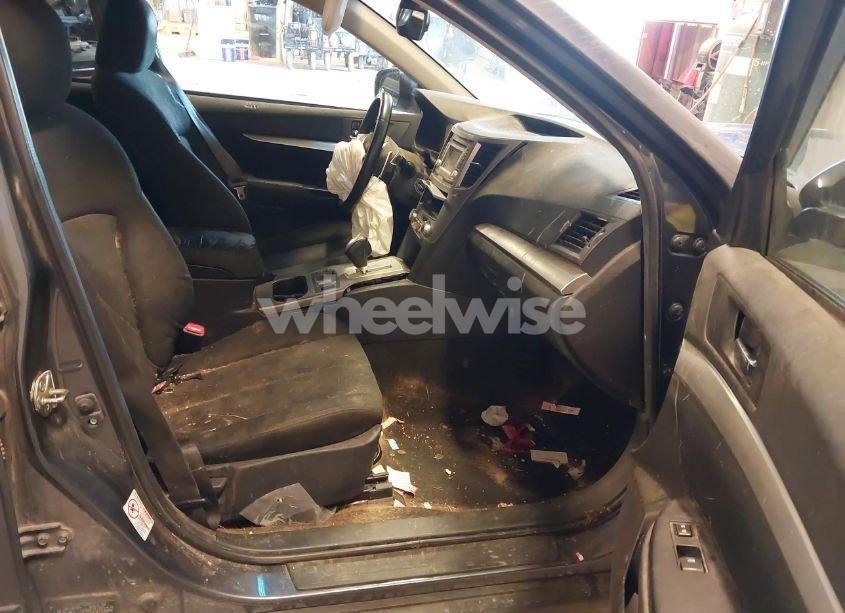 Photo 5 of 2014 Subaru Outback 2.5I PREMIUM (VIN 4S4BRCCC9E3236119)