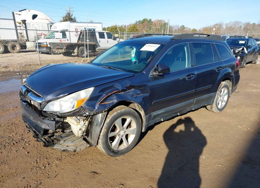 Photo 2 of 2014 Subaru Outback 2.5I PREMIUM (VIN 4S4BRCCC9E3328721)