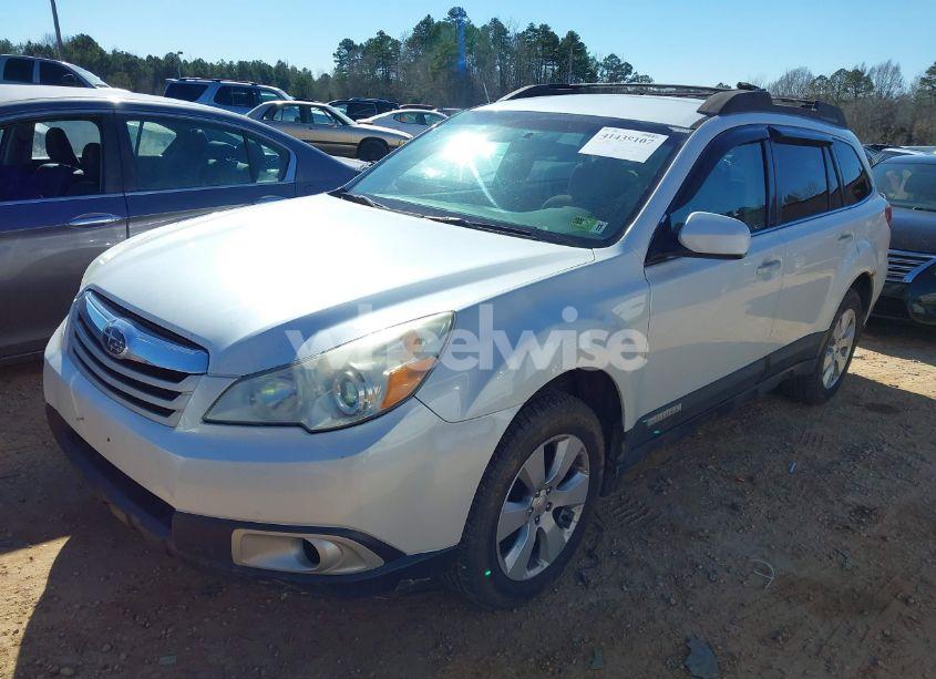 Photo 2 of 2010 Subaru Outback 2.5I PREMIUM (VIN 4S4BRCCCXA3333937)