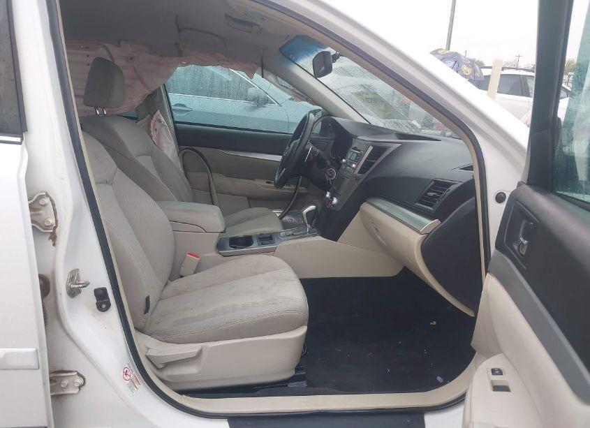 Photo 5 of 2011 Subaru Outback 2.5I PREMIUM (VIN 4S4BRCCCXB3355857)