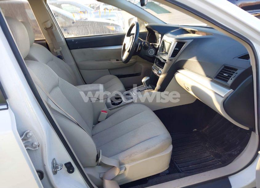 Photo 5 of 2011 Subaru Outback 2.5I PREMIUM (VIN 4S4BRCCCXB3380726)