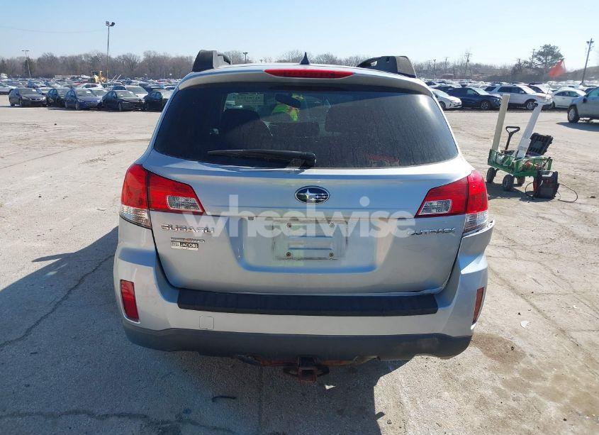 Photo 17 of 2014 Subaru Outback 2.5I PREMIUM (VIN 4S4BRCDC0E3217117)