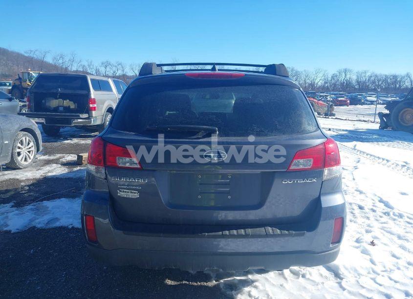 Photo 17 of 2014 Subaru Outback 2.5I PREMIUM (VIN 4S4BRCDC4E3256969)