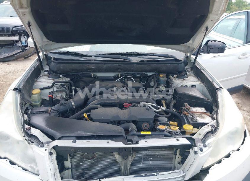 Photo 10 of 2014 Subaru Outback 2.5I PREMIUM (VIN 4S4BRCDC4E3300064)