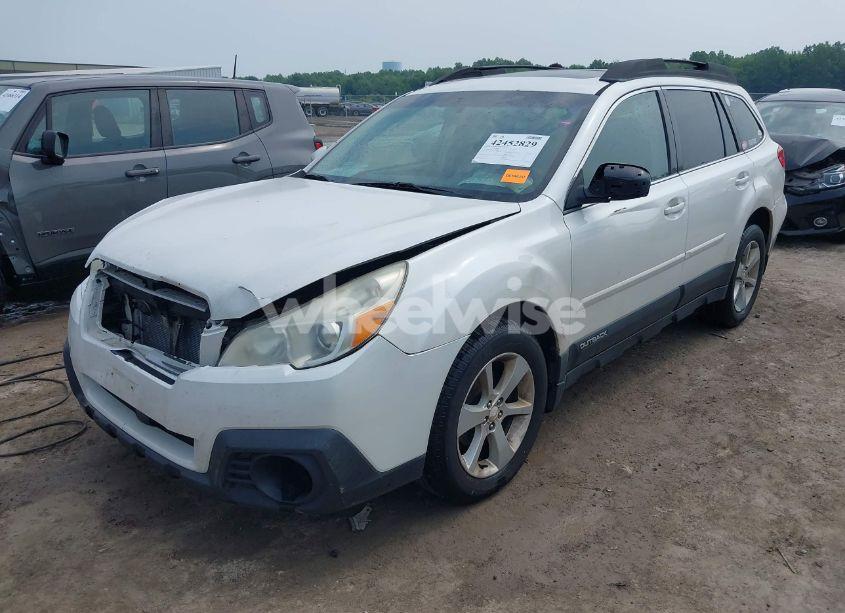 Photo 2 of 2014 Subaru Outback 2.5I PREMIUM (VIN 4S4BRCDC4E3300064)