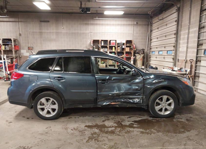 Photo 13 of 2014 Subaru Outback 2.5I PREMIUM (VIN 4S4BRCDCXE3283755)