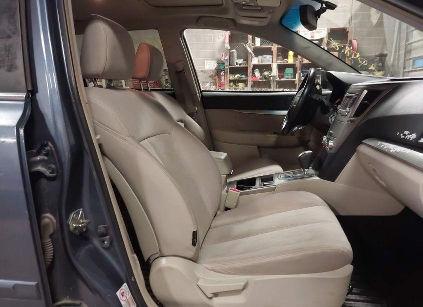 Photo 5 of 2014 Subaru Outback 2.5I PREMIUM (VIN 4S4BRCDCXE3283755)