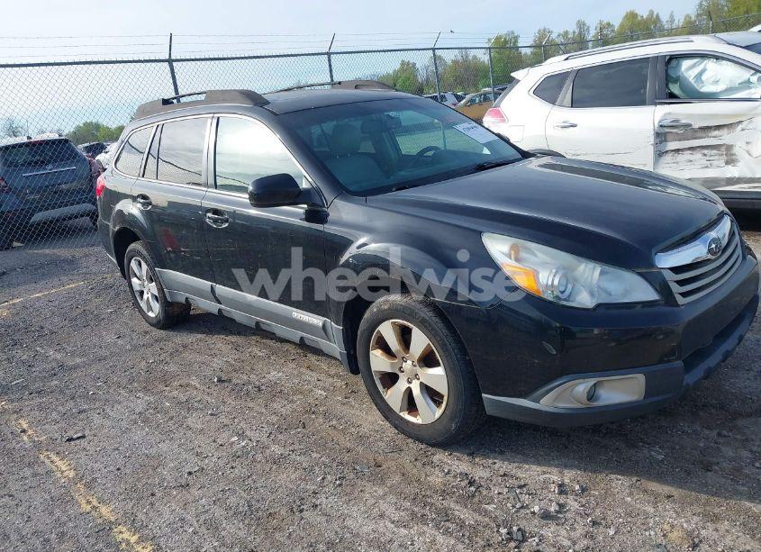 2010 Subaru Outback 2.5I PREMIUM (VIN 4S4BRCEC0A3325245) main photo