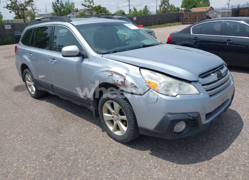 2014 Subaru Outback 2.5I PREMIUM (VIN 4S4BRCEC8E3300020) main photo
