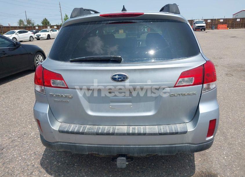 Photo 16 of 2014 Subaru Outback 2.5I PREMIUM (VIN 4S4BRCEC8E3300020)