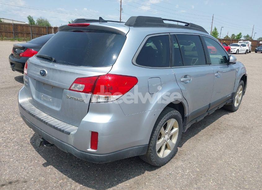 Photo 4 of 2014 Subaru Outback 2.5I PREMIUM (VIN 4S4BRCEC8E3300020)