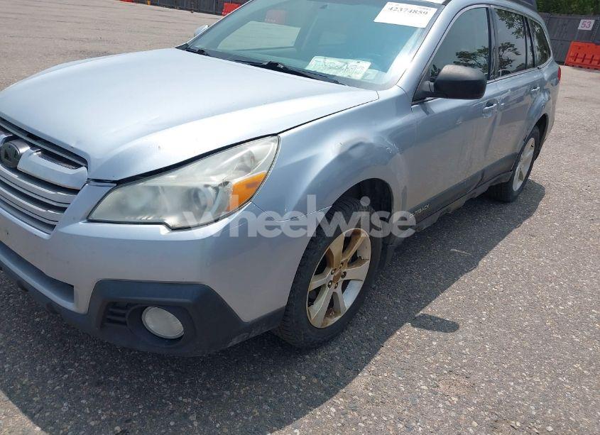 Photo 6 of 2014 Subaru Outback 2.5I PREMIUM (VIN 4S4BRCEC8E3300020)