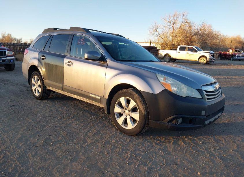 2010 Subaru Outback 2.5I PREMIUM (VIN 4S4BRCFC1A3333420) main photo