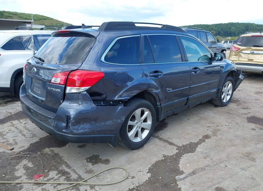 Photo 4 of 2014 Subaru Outback 2.5I PREMIUM (VIN 4S4BRCFC4E3228098)